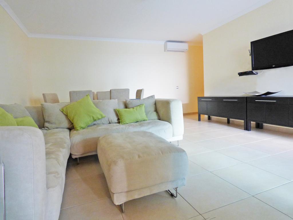 Olhos D'agua Apartment Albufeira